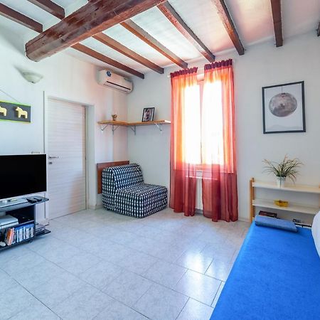 Parma Centro Torri Huge Apartment X6 Buitenkant foto