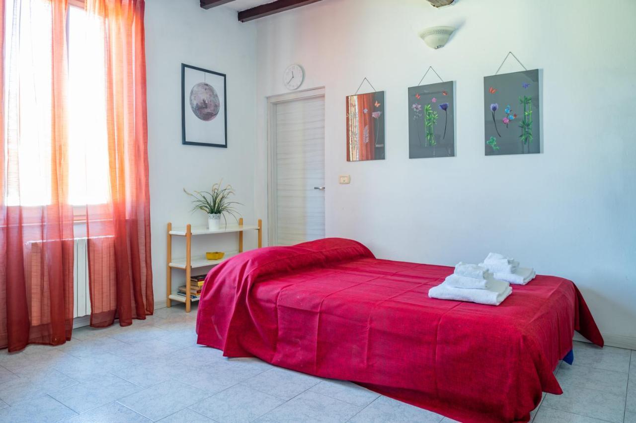 Parma Centro Torri Huge Apartment X6 Buitenkant foto