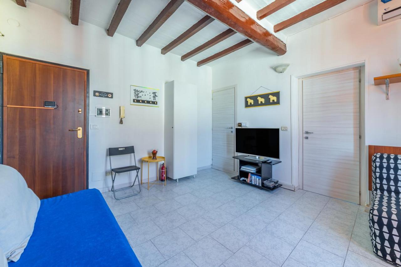 Parma Centro Torri Huge Apartment X6 Buitenkant foto